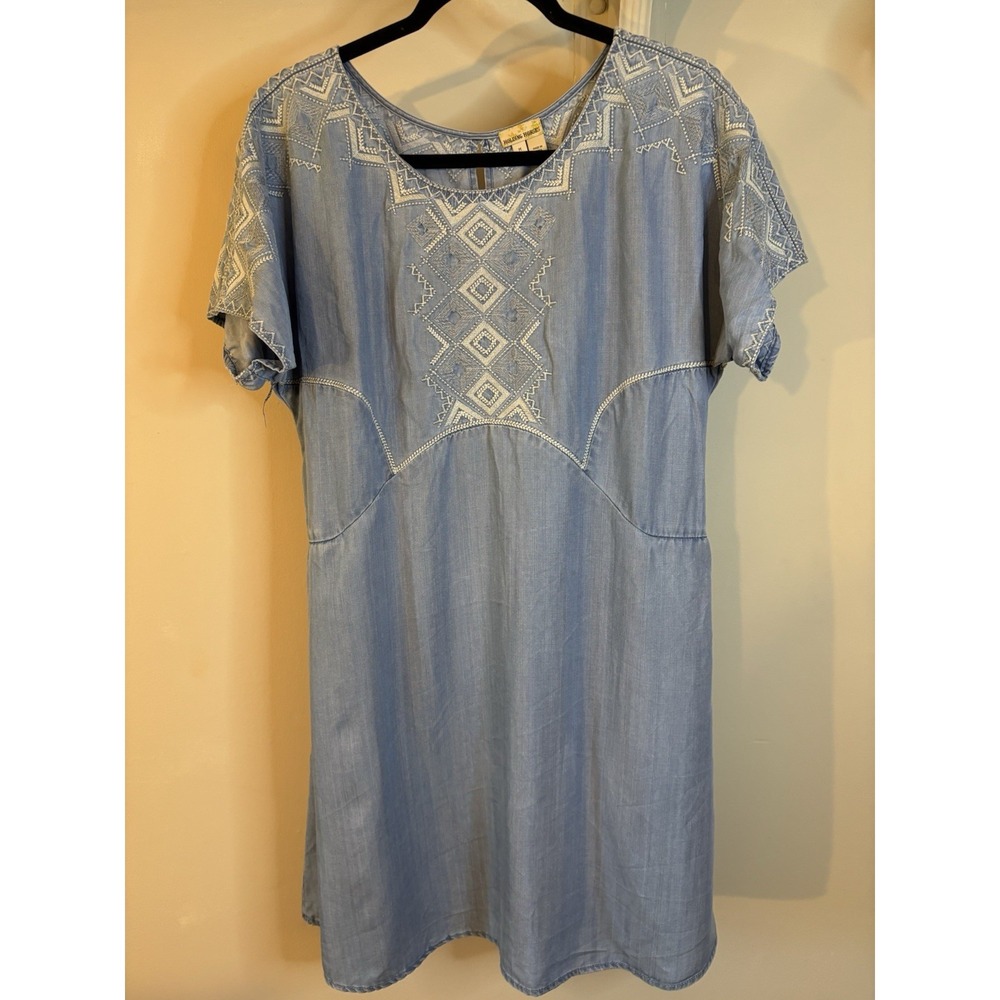 HOLDING HORSES Lyocell Chambray Blue Embroidered Shift Dress M‎ Boho Country